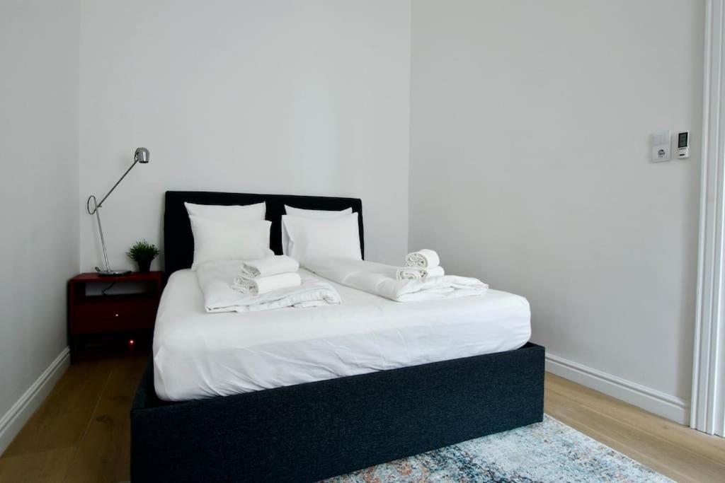 Premium Apartment By Hi5- Anker Apartment Budapeste Exterior foto
